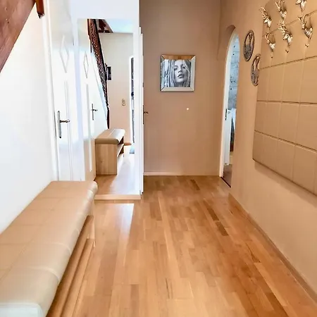 Stadtvilla Belle Kitz Mit Sauna Ferienhaus