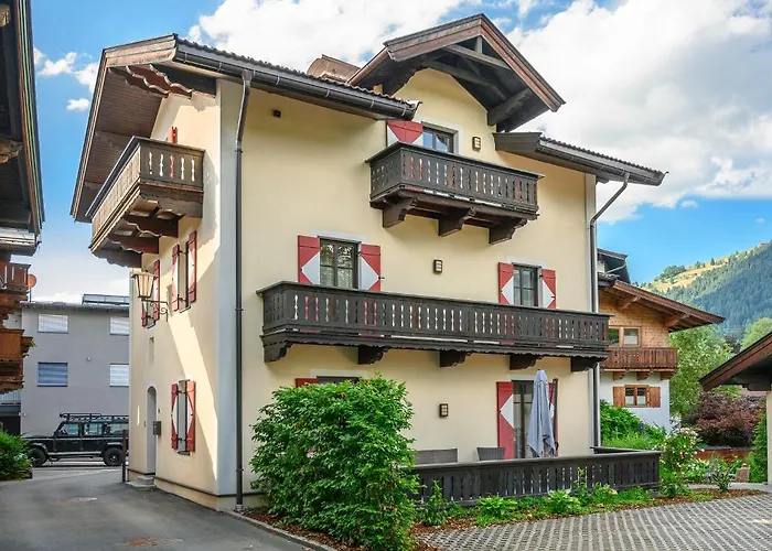 Stadtvilla Belle Kitz Im Zentrum Mit Sauna By Belle בית נופש קיצביהל